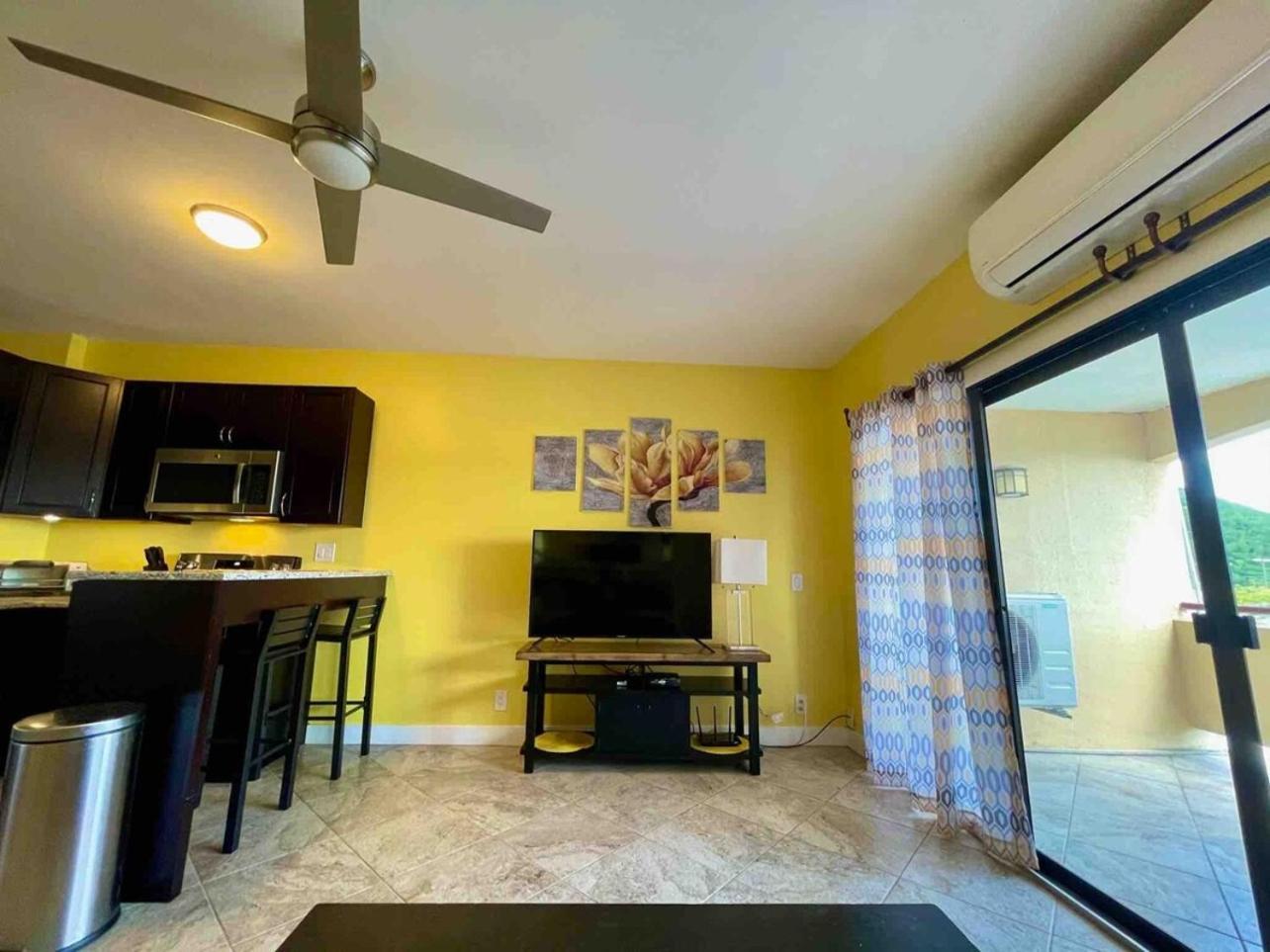 Couples Getaway 1Bed 1Bath Condo In Red Hook Nazareth Екстер'єр фото